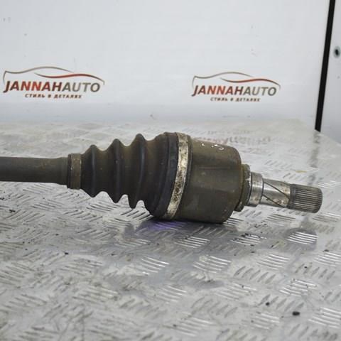 RENAULT 8200776535 Полуось (привод) передняя правая в наличии Днепр