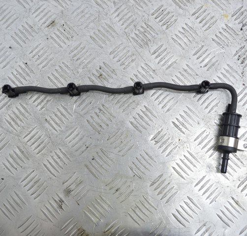 Трубка топливная обратная от форсунок 8200894668 RENAULT