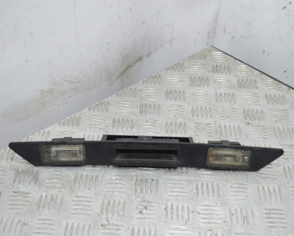 Накладка крышки багажника 8P4827574 VAG