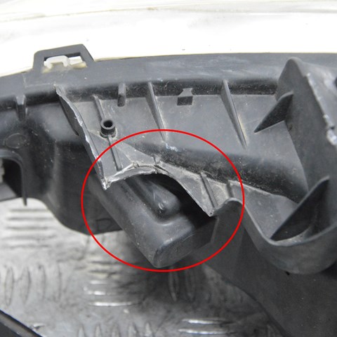 9649986180 PEUGEOT Левая фара купить в Запорожье