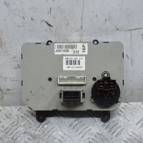 HYUNDAI 972502LXXX в наличии Ровно