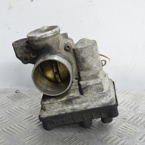 Дроссельная заслонка в сборе A1661413125 MERCEDES