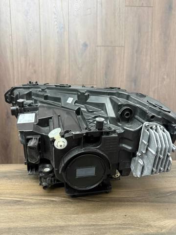 A2439060800 MERCEDES Правая фара купить в Киев