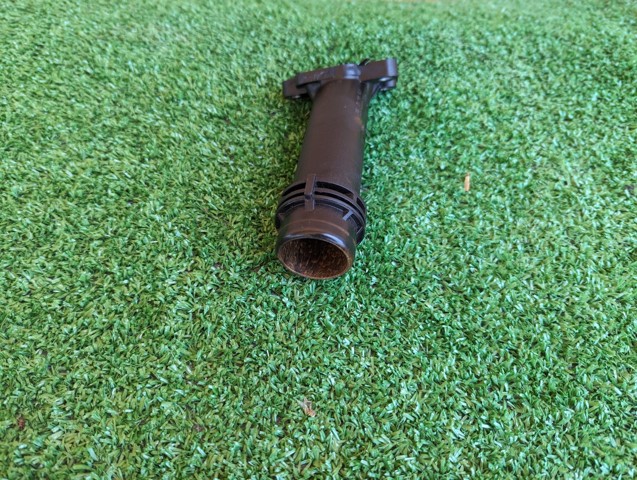 BMW 11127810707 Фланец системы охлаждения в наличии Ирпень