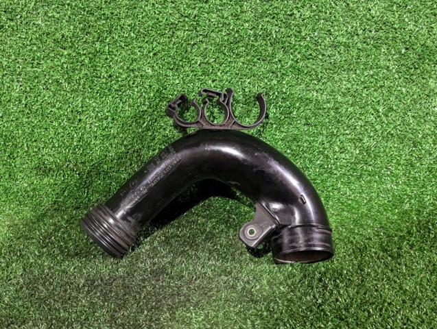 13717583715 BMW Корпус воздушного фильтра купить в Павлоград