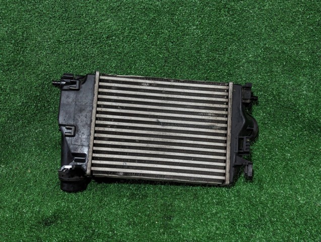 NISSAN 144614EJ1A Радиатор интеркуллера в наличии Днепр