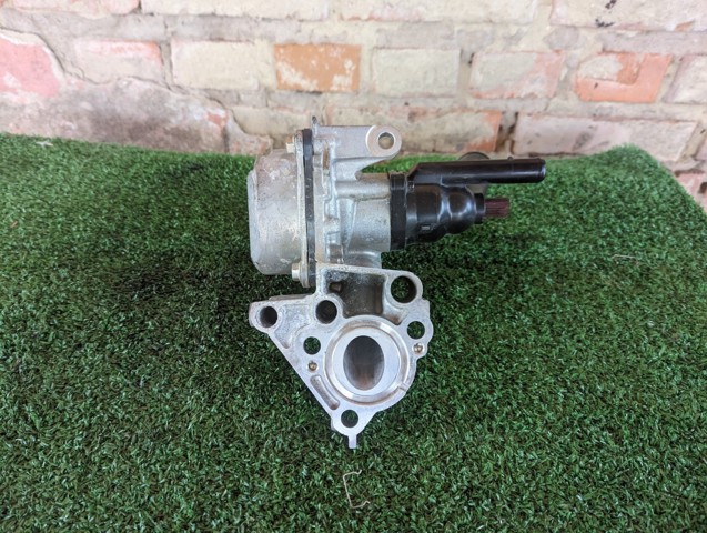 TOYOTA 16032F0010 Помпа водяная (насос) охлаждения, в сборе с корпусом в наличии Одесса