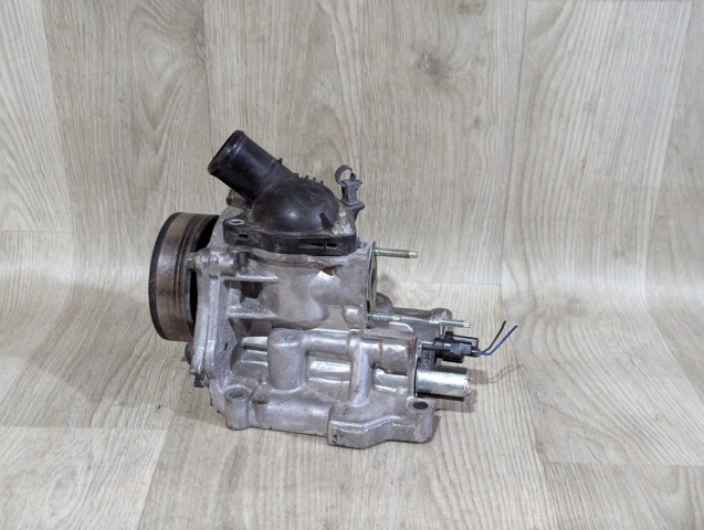 TOYOTA 1610039595 Помпа в наличии Винница