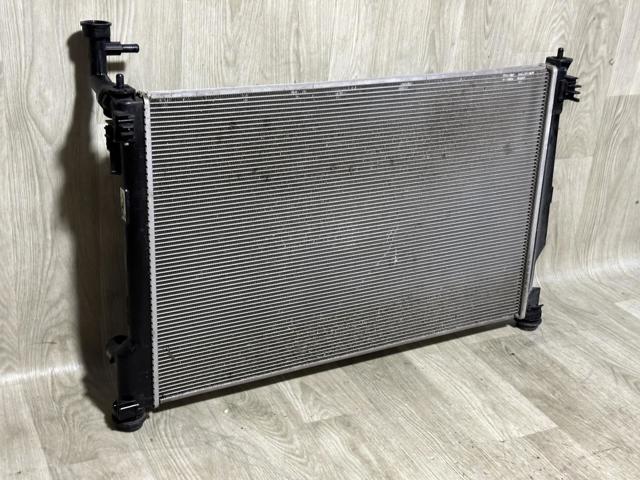 Радиатор основной 1640025170 TOYOTA