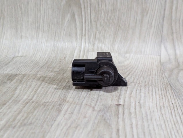 258190W010 TOYOTA Клапан преобразователь давления наддува (соленоид)  купить в Николаев