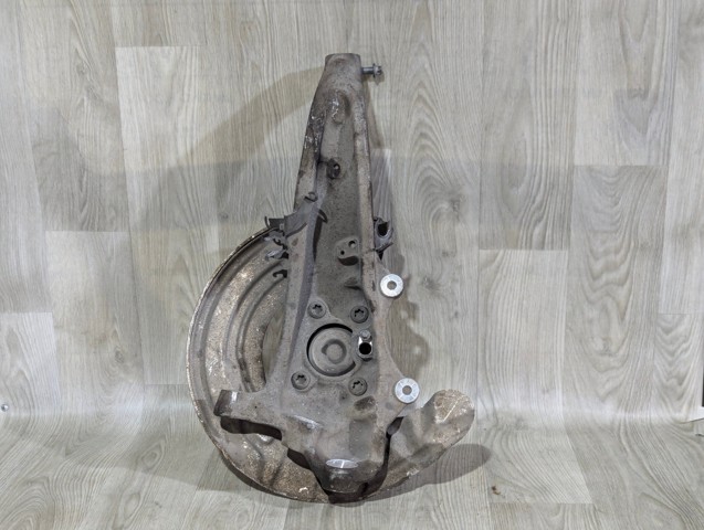31206884378 BMW Цапфа (поворотный кулак) передний правый купить в Николаев
