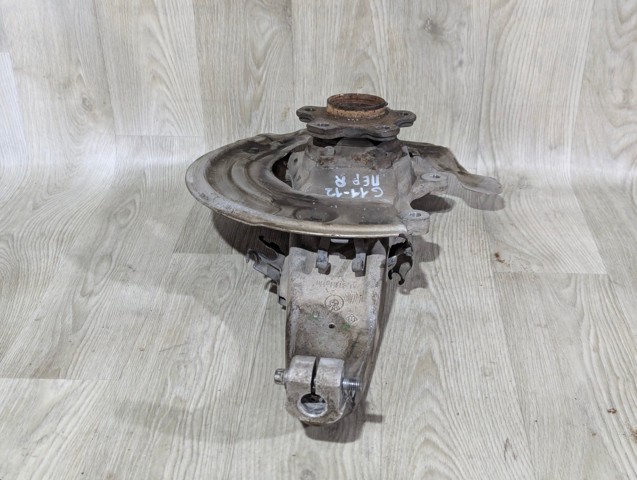 BMW 31206884378 Цапфа передняя правая в наличии Запорожье