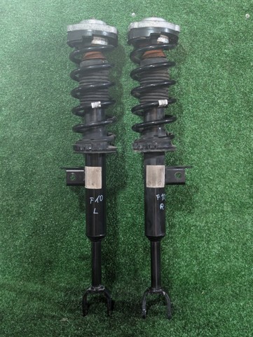Амортизатор подвески передний левый 31316863888 BMW