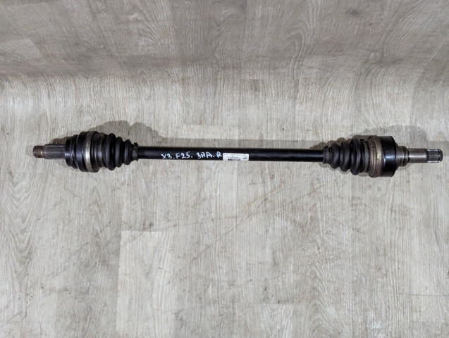 33207598038 BMW Полуось задняя правая купить в Каменское