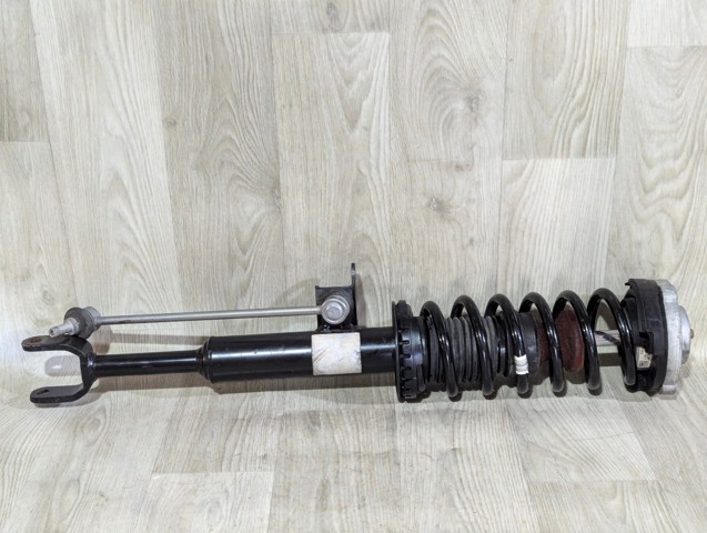 Задний амортизатор 33526863902 BMW