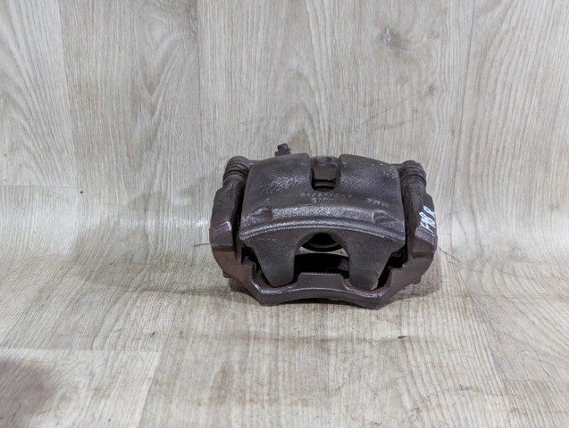 Суппорт тормозной, передний, правый 34116860268 BMW