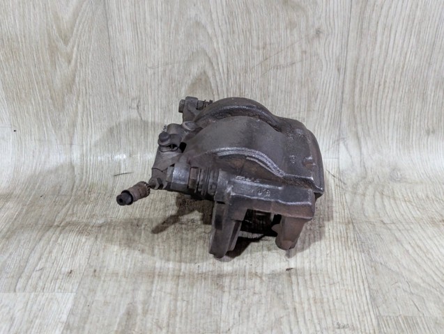 34116860268 BMW Суппорт тормозной передний правый купить в Одесса