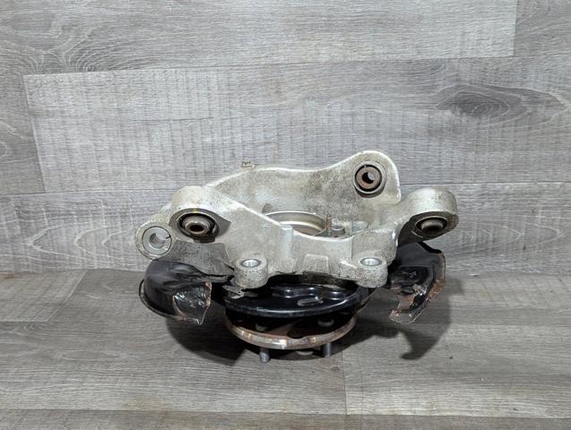 Цапфа правая 4230453020 TOYOTA