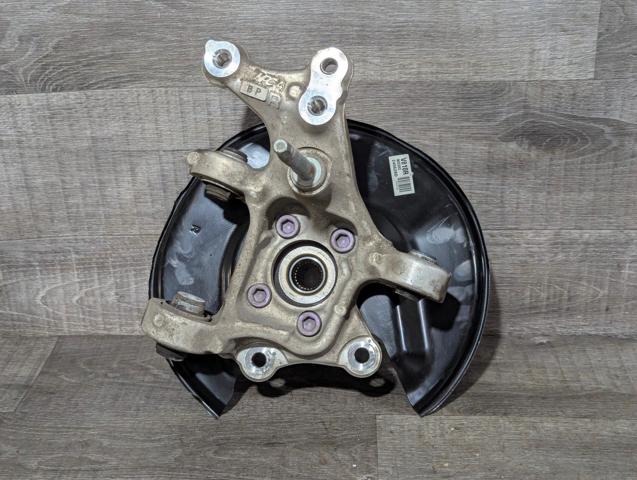 Цапфа поворотного кулака 42304F6020 TOYOTA