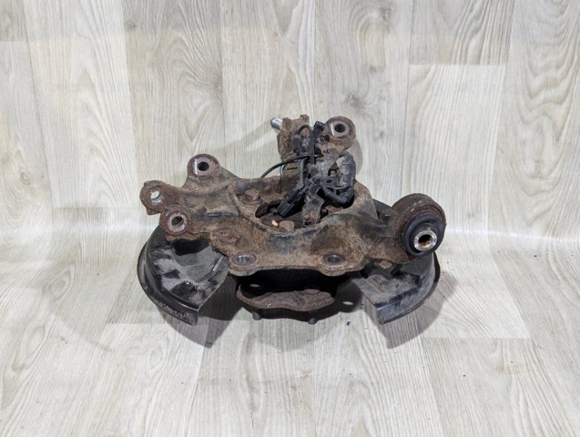 TOYOTA 4230548070 Цапфа (поворотный кулак) задний левый в наличии Львов