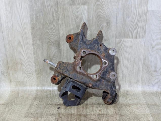 TOYOTA 4230548070 Цапфа задняя левая в наличии Ужгород