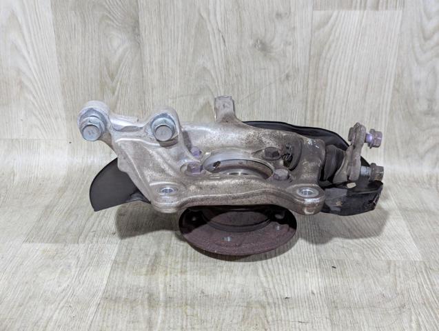 Цапфа - поворотный кулак передний, правый 4320142010 TOYOTA