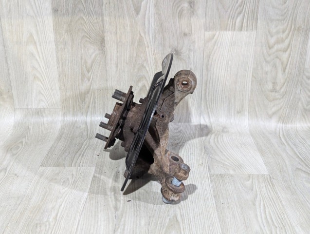 Цапфа передняя правая 4321133130 TOYOTA