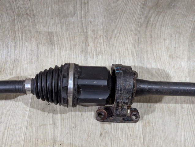 TOYOTA 4341006A00 Полуось (привод) передняя правая в наличии Львов