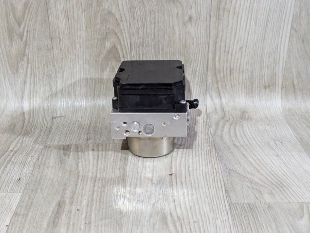 Блок управления АБС  4451042220 TOYOTA