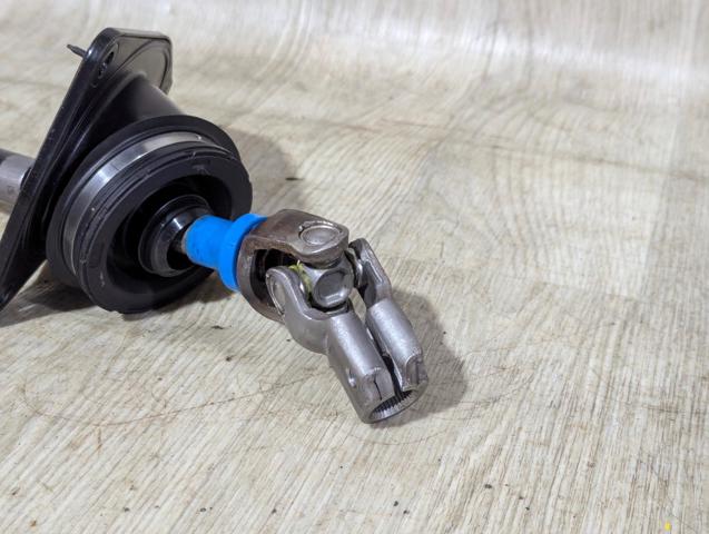 TOYOTA 4522042010 Вал рулевой колонки в наличии Каменское