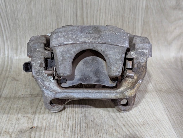 Тормозной суппорт задний левый 4785042090 TOYOTA