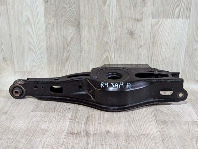 4873042060 TOYOTA Рычаг задней подвески нижний левый/правый купить в Ужгород
