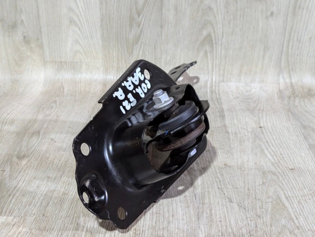 48760F4010 TOYOTA Рычаг (тяга) задней подвески продольный нижний правый купить в Черкассы