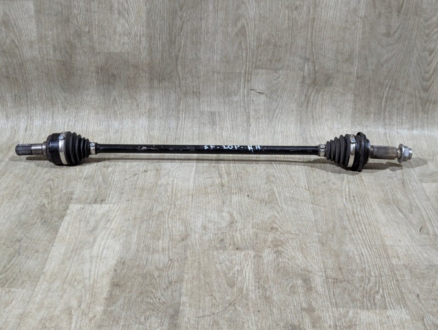 Полуось задняя, правая 49601S1000 HYUNDAI