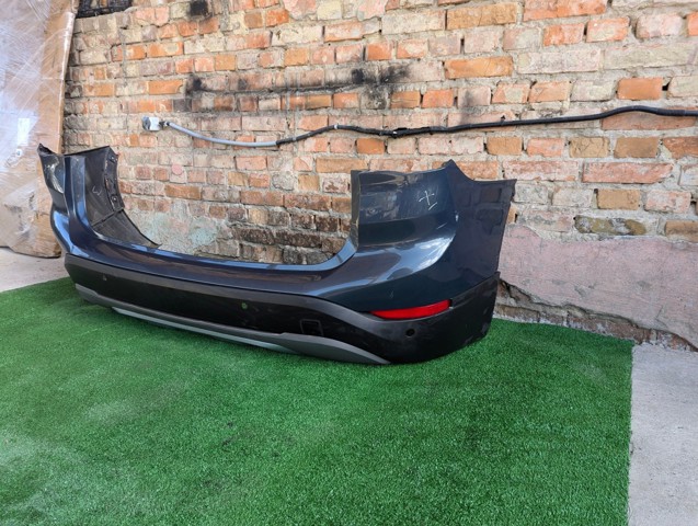 Бампер задний 51127403391 BMW