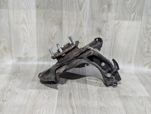 HONDA 51210T2AK01 Цапфа передняя правая в наличии Черкассы