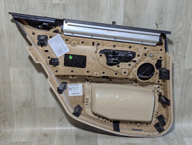 51427273282 BMW Обшивка (облицовка) внутренняя двери задней правой купить в Полтава