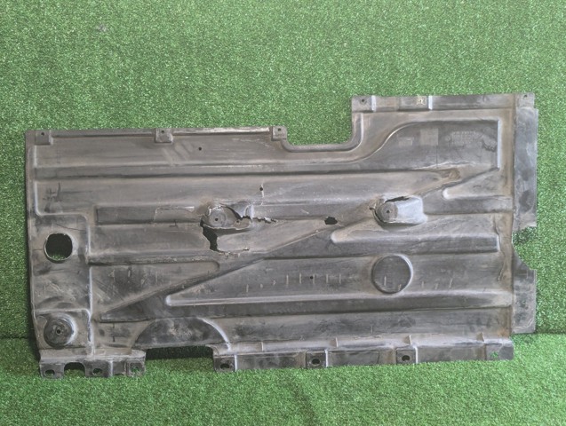 51757213671 BMW Защита днища передняя левая купить в Днепр