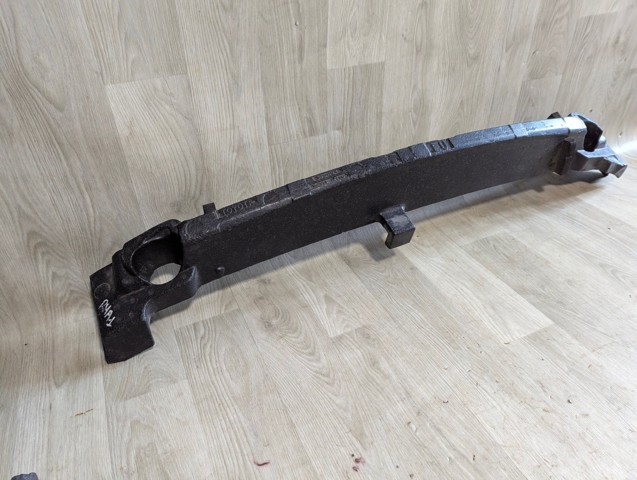 5261442110 TOYOTA Абсорбер (наполнитель) бампера переднего купить в Житомир