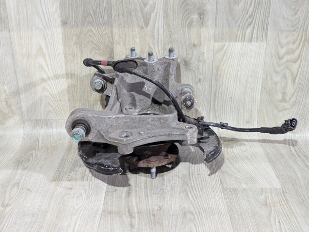 Цапфа (поворотный кулак) задний правый 52711S1000 HYUNDAI