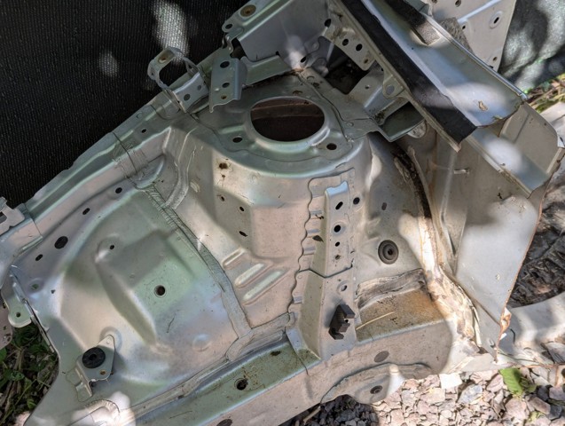 Арка крыла переднего правого 5370147050 TOYOTA