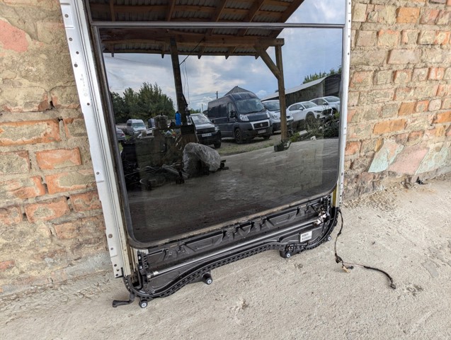 Люки пола 54107445467 BMW