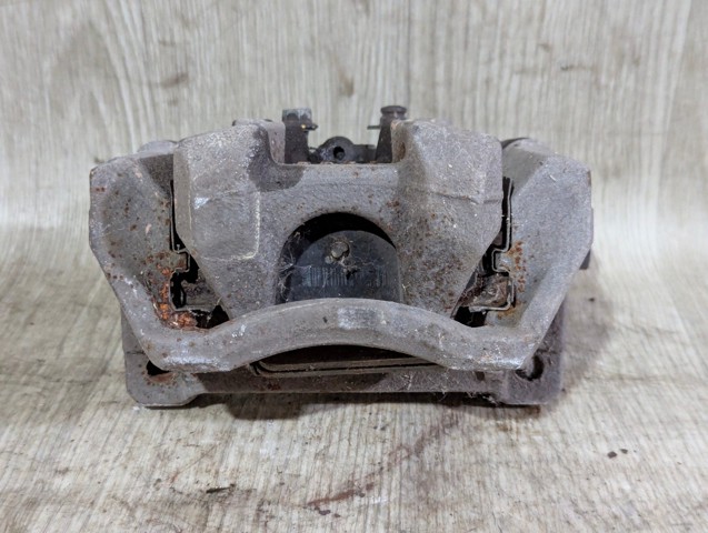 Тормозной суппорт правый задний 58230S1300 HYUNDAI