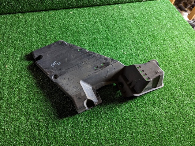 TOYOTA 5839833070 в наличии Сумы
