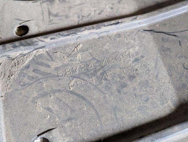 TOYOTA 5872448060 в наличии Черкассы