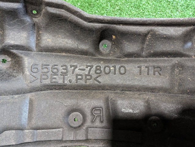 TOYOTA 6563778010 Подкрылок задний правый в наличии Каменское