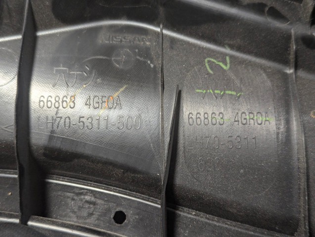 NISSAN 668634GF0A Решетка дворников левая в наличии Винница