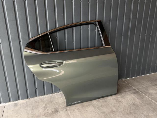 Дверь пассажирская задняя правая 6700333301 TOYOTA