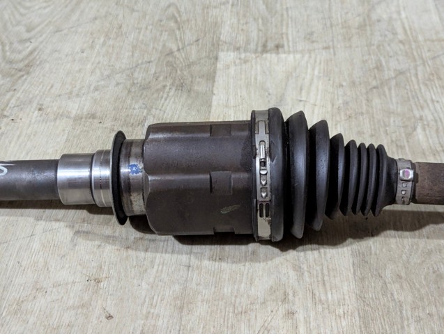 Привод правый 68193660AB CHRYSLER