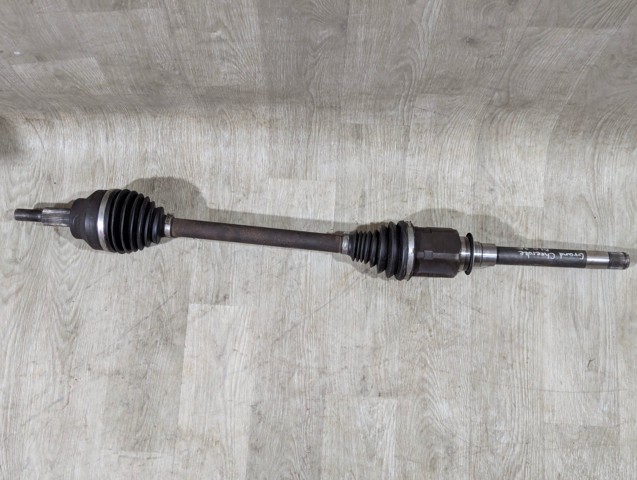 CHRYSLER 68193660AB Правая полуось в наличии Киев